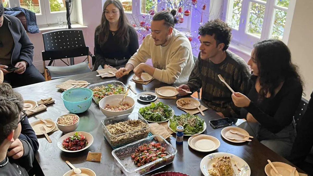 table of unity
